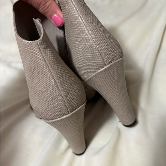 Vince Sansa grey ankle open toe bootie heels 8.5 NEW - Picture 4 of 7